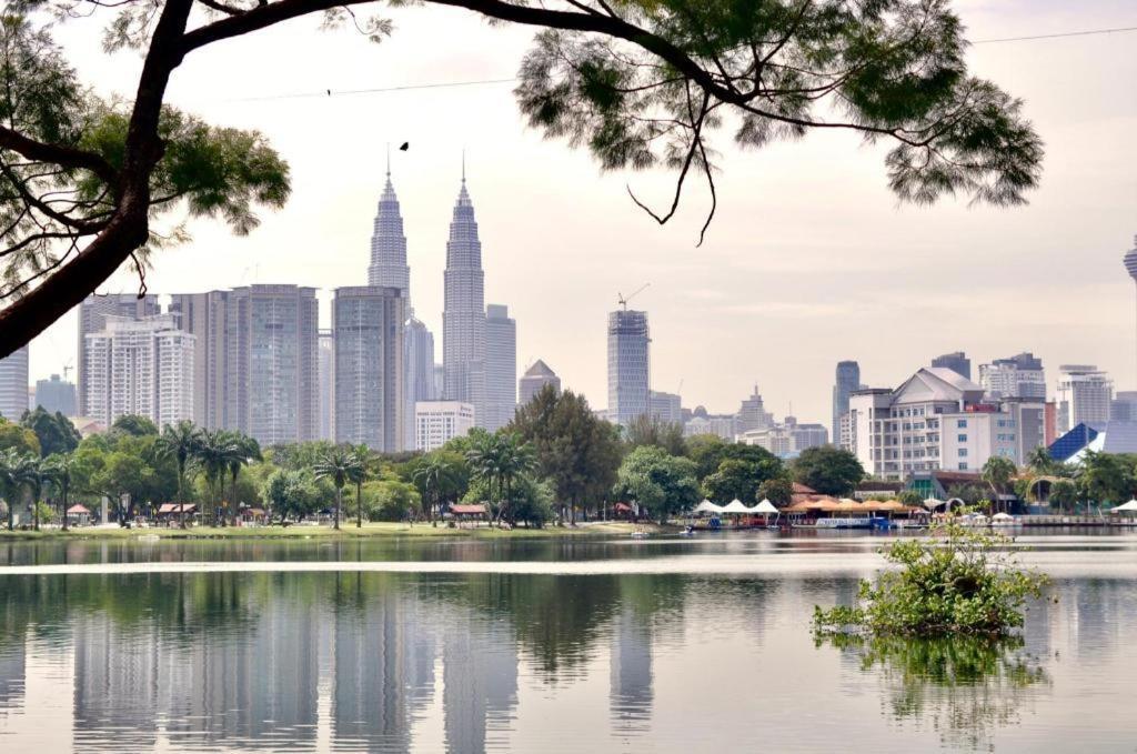 Oyo 126 Rae Hotel Kuala Lumpur Exterior foto